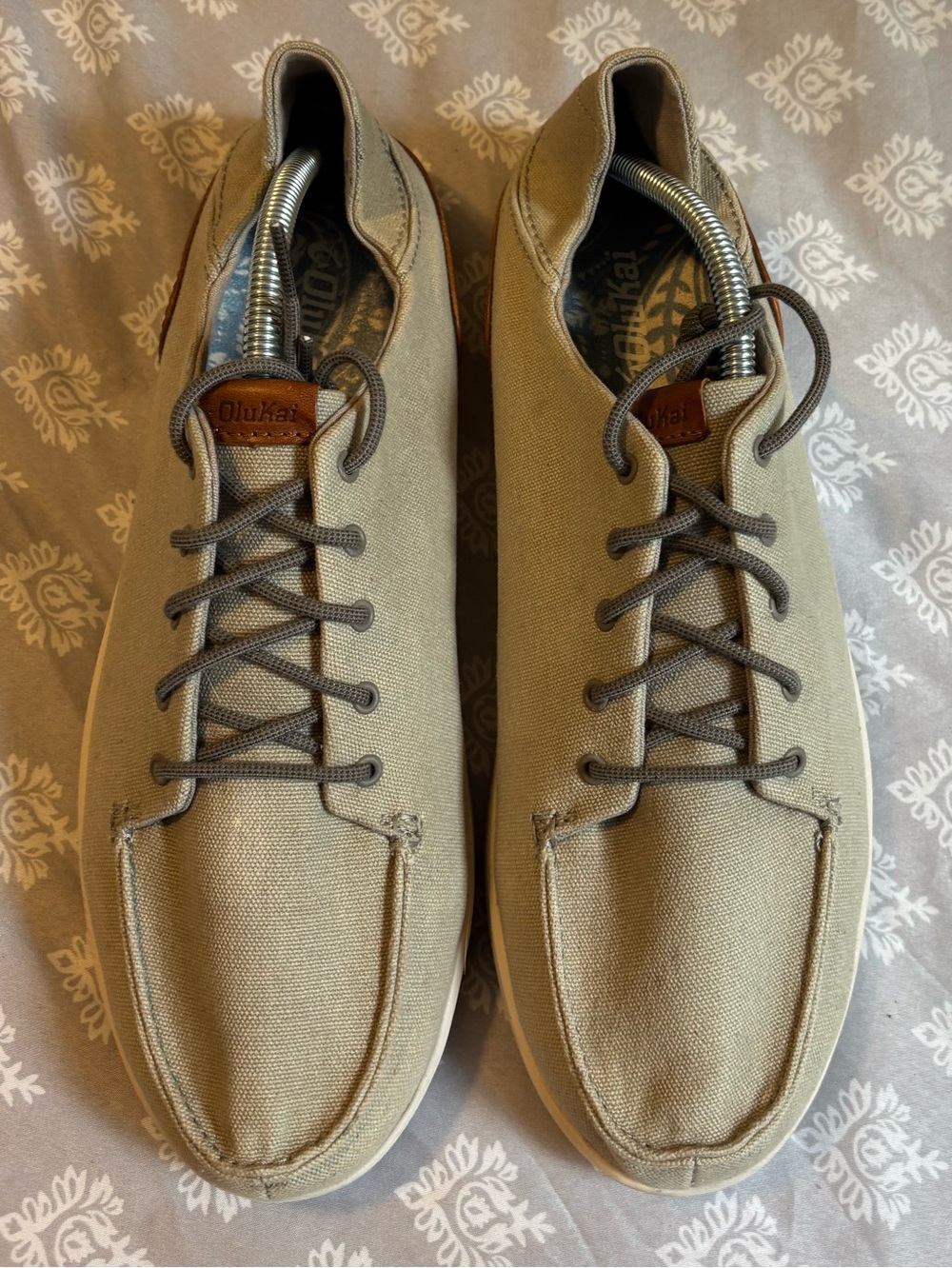 OluKai Manoa Men’s Tan Canvas Boat Shoes *